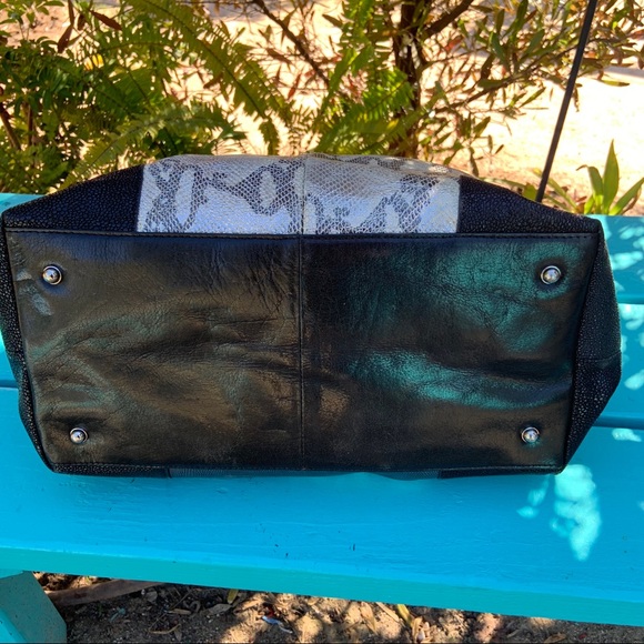 Debbie Brooks Big Purse - Picture 4 of 13